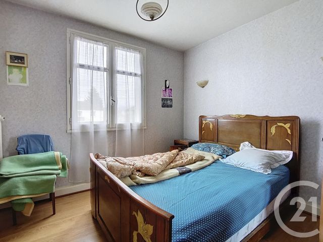 Appartement F4 &agrave; louer - 4 pi&egrave;ces - 66,48 m2 - St Pourcain Sur Sioule - 03 - AUVERGNE