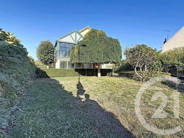Maison &agrave; vendre - 8 pi&egrave;ces - 277,60 m2 - St Pourcain Sur Sioule - 03 - AUVERGNE