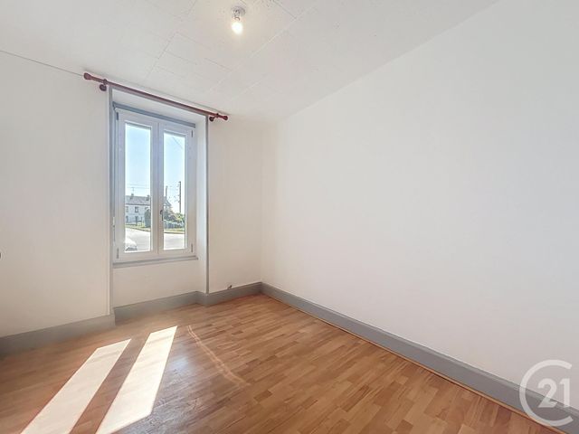 Appartement F3 &agrave; louer - 3 pi&egrave;ces - 57 m2 - Varennes Sur Allier - 03 - AUVERGNE