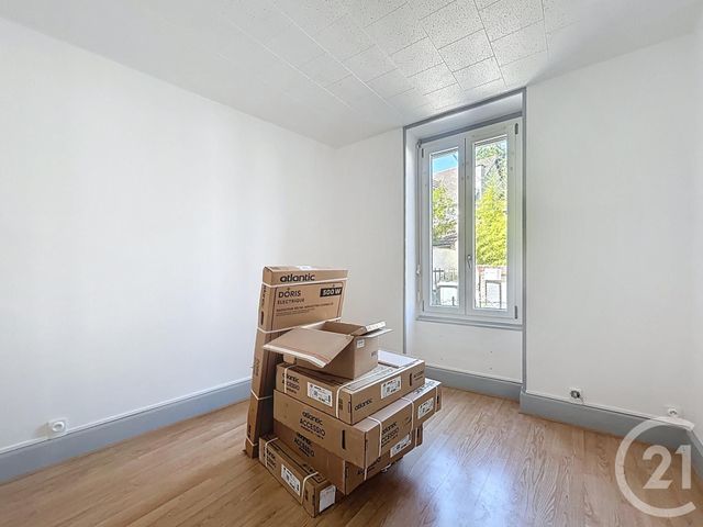 Appartement F3 &agrave; louer - 3 pi&egrave;ces - 57 m2 - Varennes Sur Allier - 03 - AUVERGNE