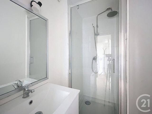 Appartement F3 &agrave; louer - 3 pi&egrave;ces - 52,01 m2 - St Pourcain Sur Sioule - 03 - AUVERGNE