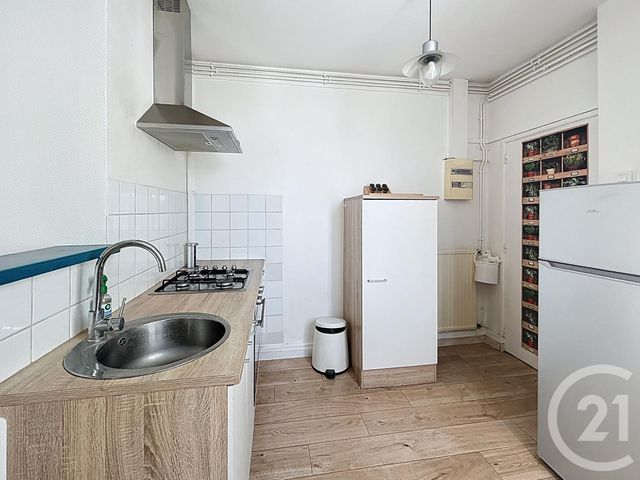 Appartement F3 &agrave; louer - 3 pi&egrave;ces - 52,01 m2 - St Pourcain Sur Sioule - 03 - AUVERGNE