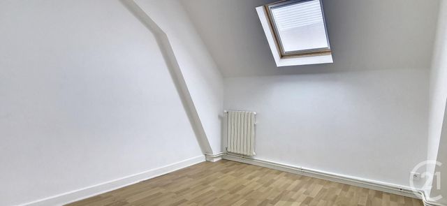 Appartement F3 &agrave; louer - 4 pi&egrave;ces - 70,82 m2 - Varennes Sur Allier - 03 - AUVERGNE