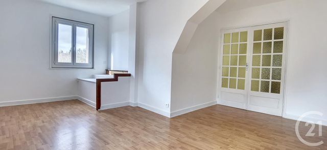 Appartement F3 &agrave; louer - 4 pi&egrave;ces - 70,82 m2 - Varennes Sur Allier - 03 - AUVERGNE