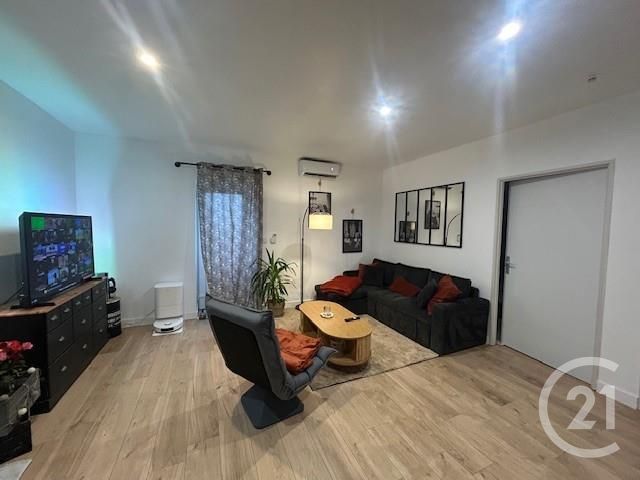 Appartement F3 &agrave; louer - 3 pi&egrave;ces - 51,24 m2 - Contigny - 03 - AUVERGNE