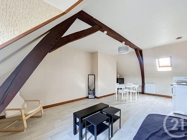 Appartement Studio &agrave; louer - 1 pi&egrave;ce - 25 m2 - St Pourcain Sur Sioule - 03 - AUVERGNE