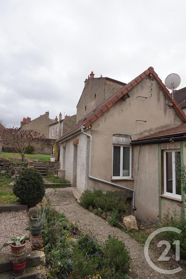 Maison à vendre - 12 pièces - 240 m2 - Chantelle - 03 - AUVERGNE