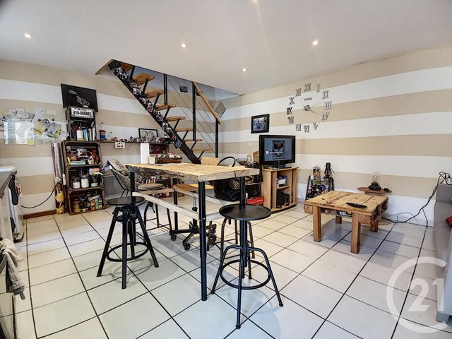 Maison à vendre - 12 pièces - 240 m2 - Chantelle - 03 - AUVERGNE